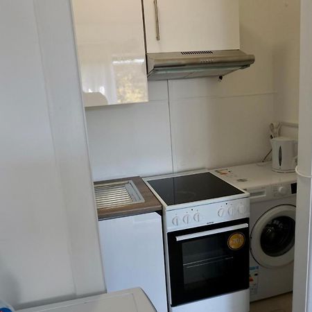 Alster Hamburg - Saniertes Und Mobliertes Apartment Mit Bad Und Kuche Exterior photo